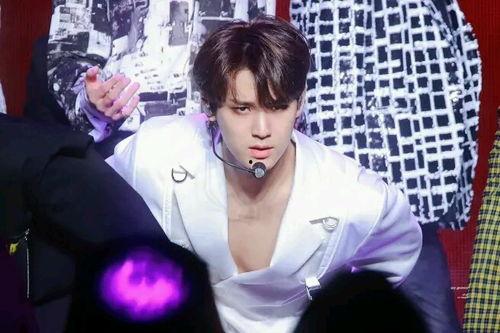 金珉奎吃瓜,揭秘娱乐圈背后的真相