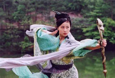 小灵儿吃瓜吗,瓜界新宠，吃瓜达人揭秘